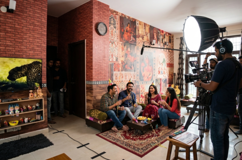Turn your dining room as source of earning for filming